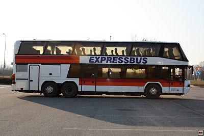 Neoplan Skyliner, 70+1 мест